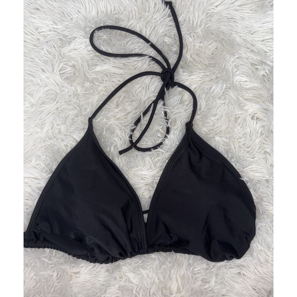 No Boundaries Juniors XL Classic Black Padded Bikini Top. Cute, Comf